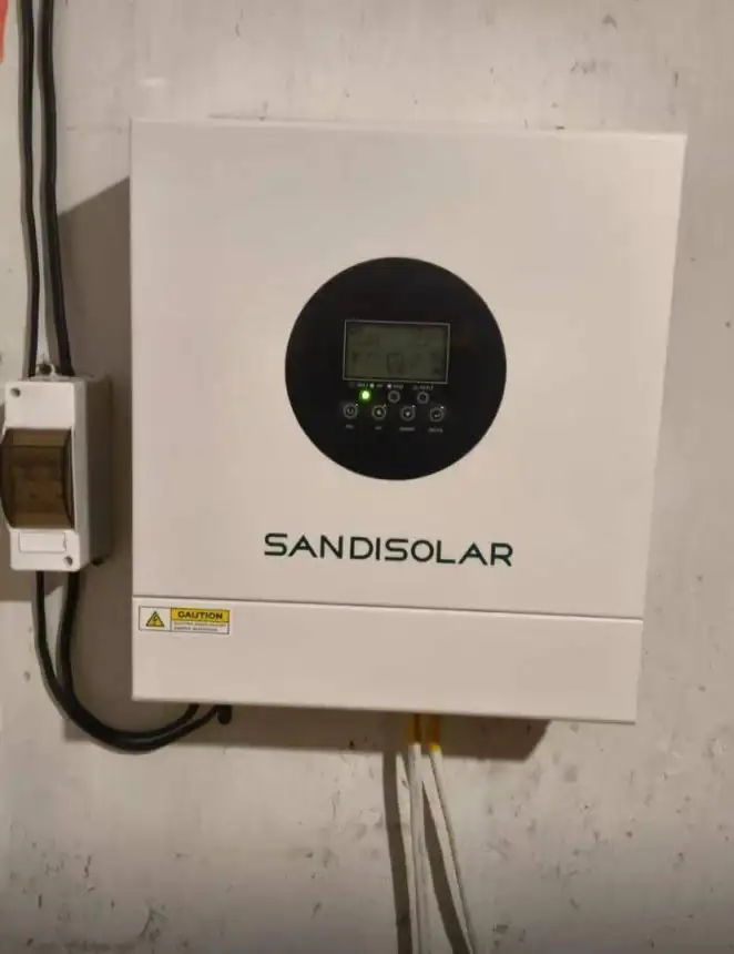 Sistema di accumulo di energia off-grid
